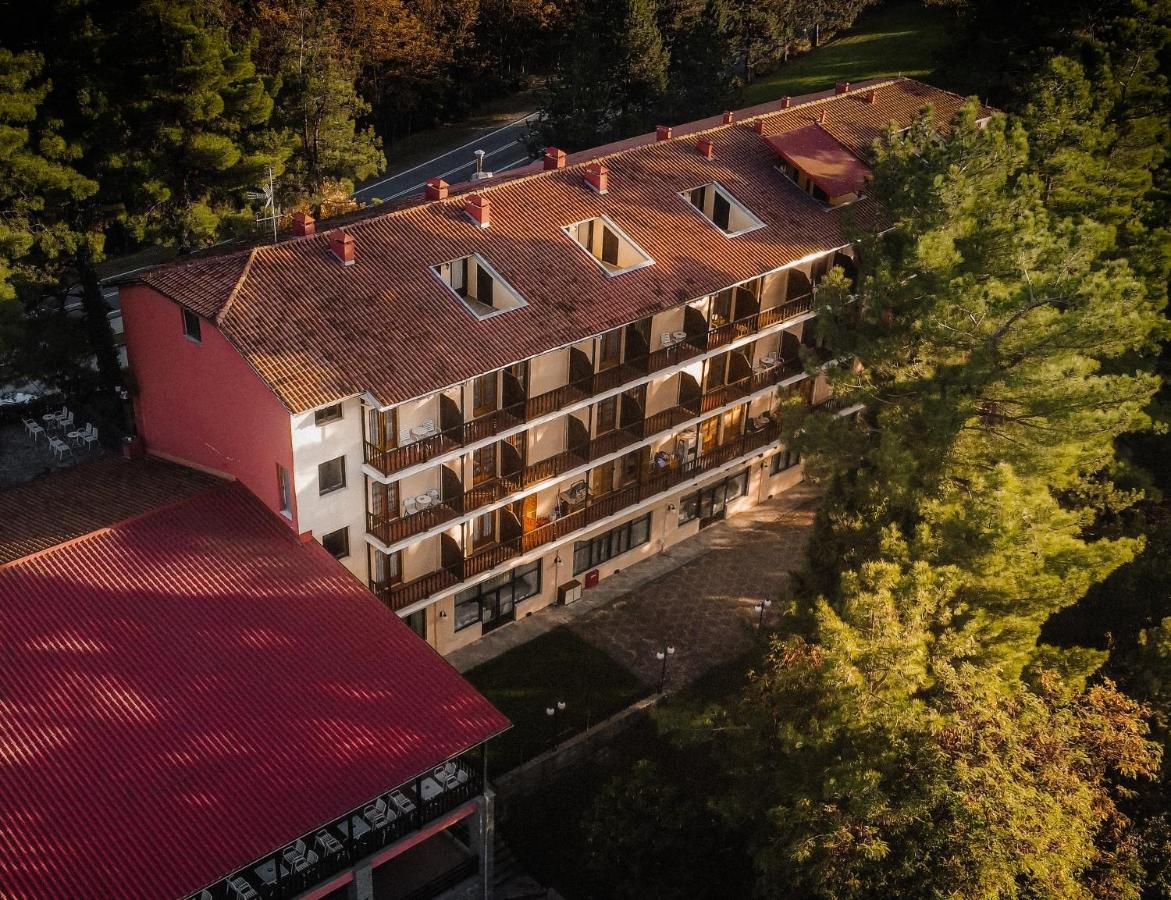Milionis Forest Hotel Grevena Exterior photo